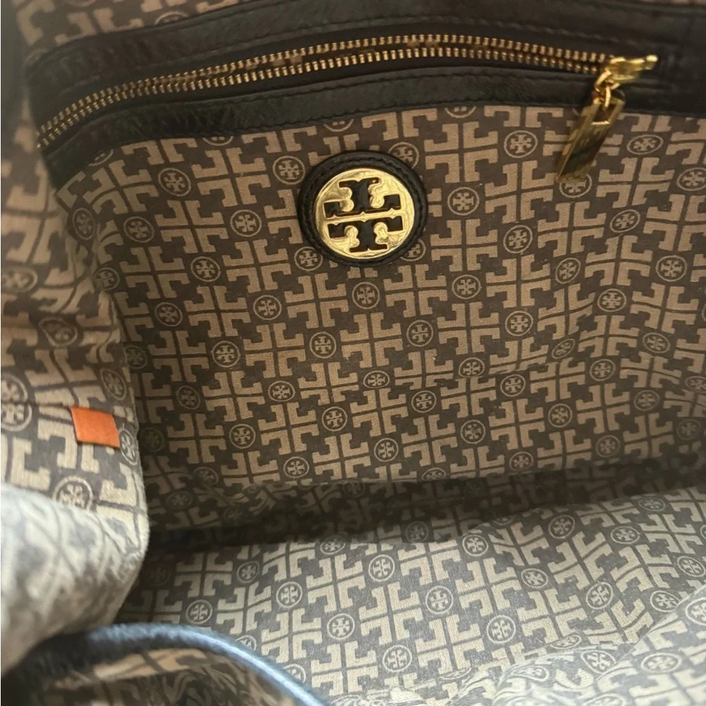 Tory Burch super cute